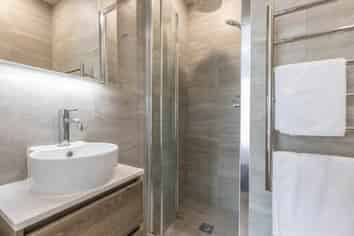 39 Hadlow Terrace, Grey Lynn