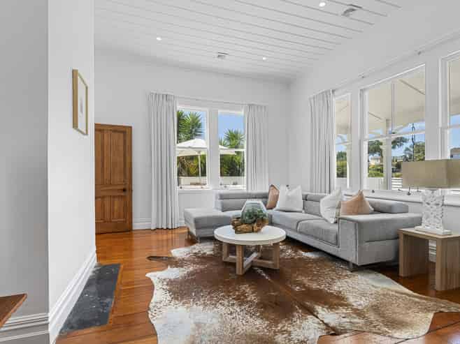 16 Bracken Street, New Plymouth