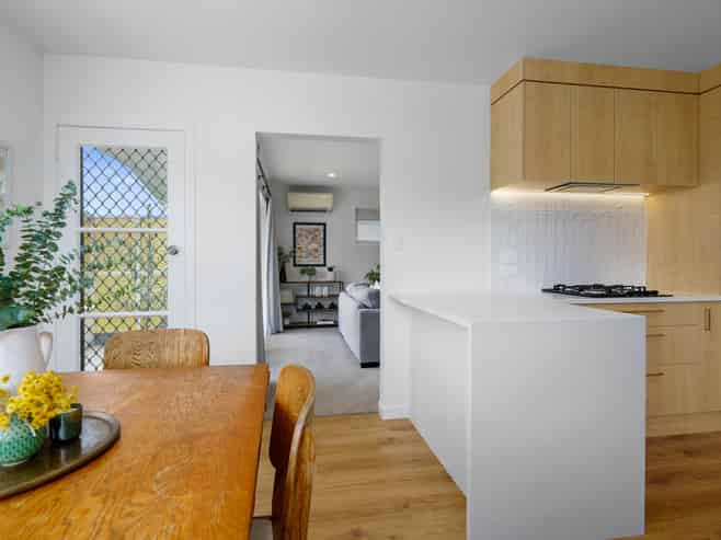 8 Woodstock Crescent, Cambridge