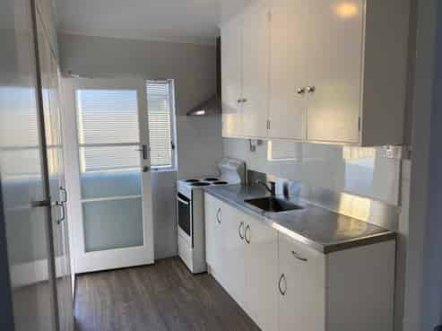 1/85 Clyde Street, Hamilton East