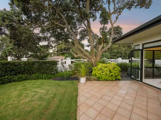 1/14 Clifton Road, Hauraki