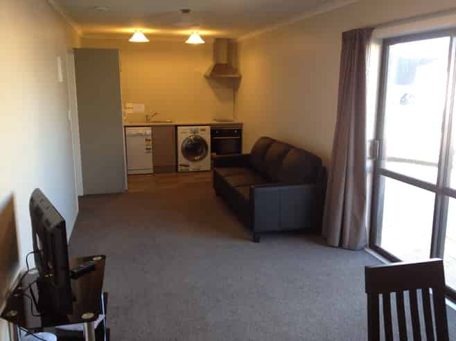 21A Rm D Vialou Street, Hamilton Central