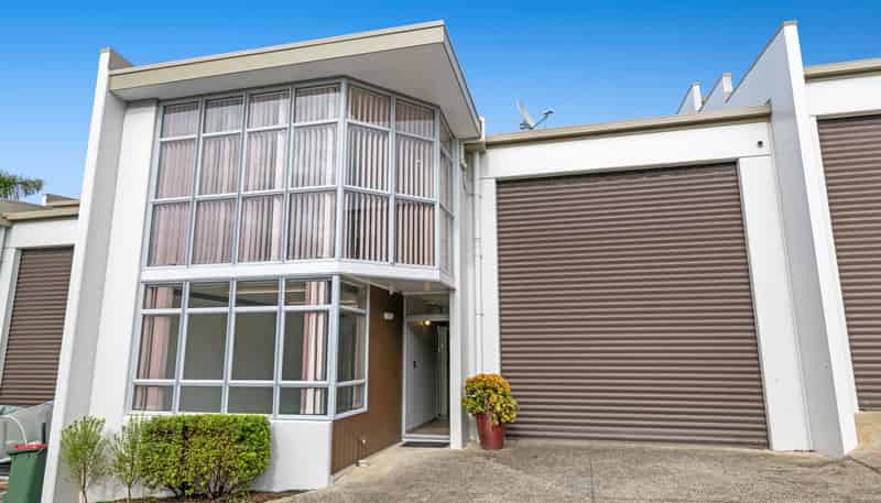 14B David Sidwell Place, Stanmore Bay