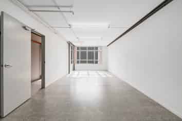 Spacious office and warehouse