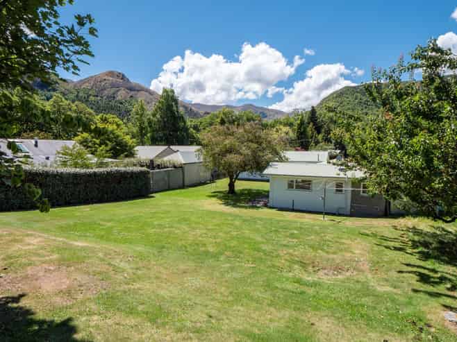 14 Caernarvon Street, Arrowtown