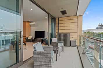 206/155 Beaumont Street, Wynyard Quarter