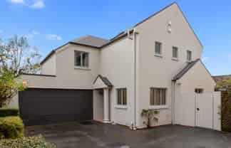 29 Stoneyhurst Street, Merivale