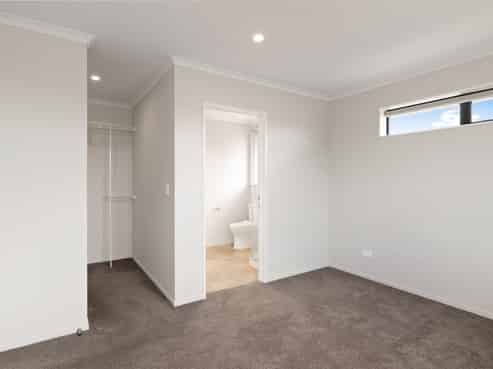 38 Nicolau Av, Rolleston