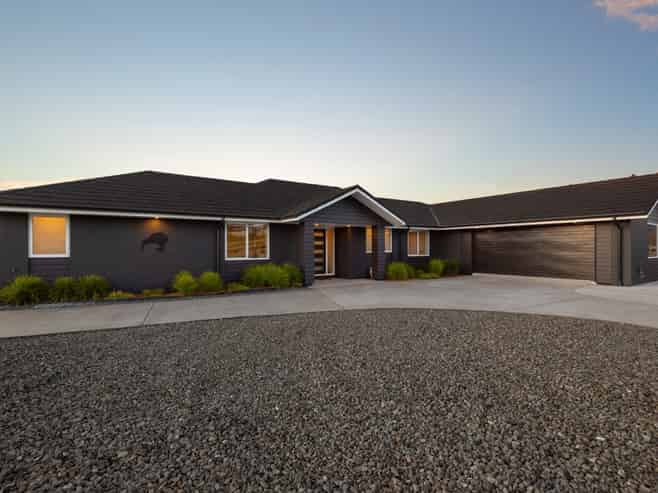 9 Awatiro Drive, Kaukapakapa