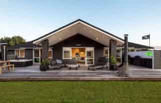 9 Awatiro Drive, Kaukapakapa