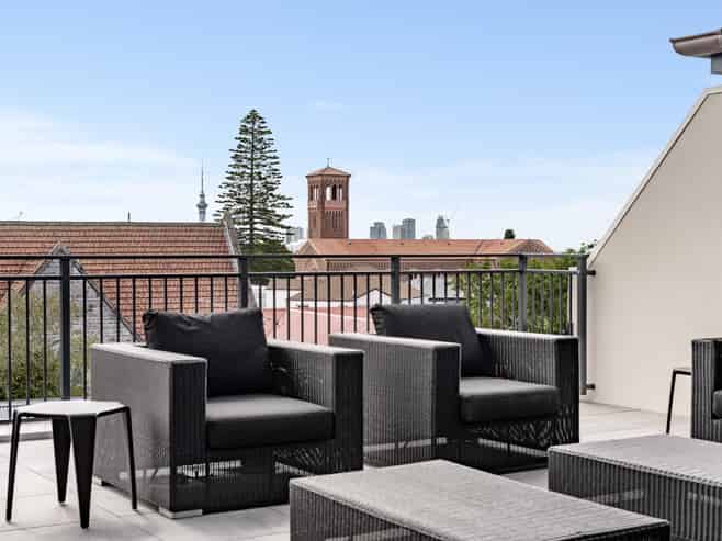 3A/2 Bassett Road, Remuera