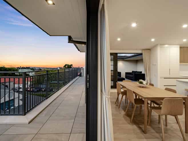 3A/2 Bassett Road, Remuera