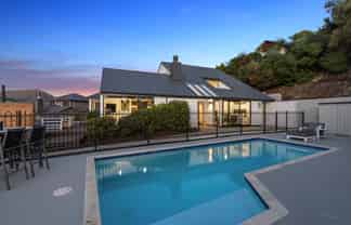 8 Elizabeth Place, Kelvin Heights