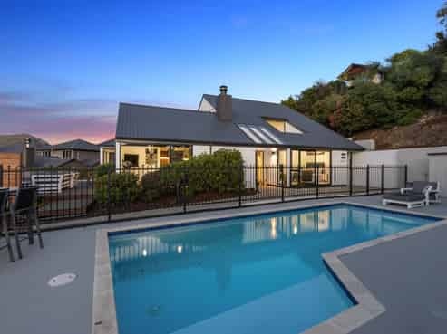 8 Elizabeth Place, Kelvin Heights