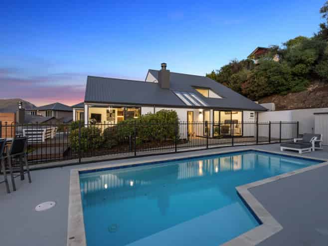 8 Elizabeth Place, Kelvin Heights