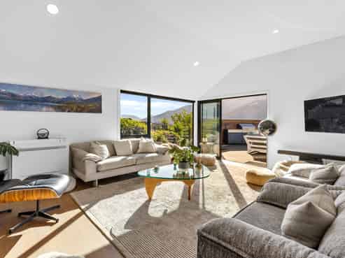 8 Elizabeth Place, Kelvin Heights