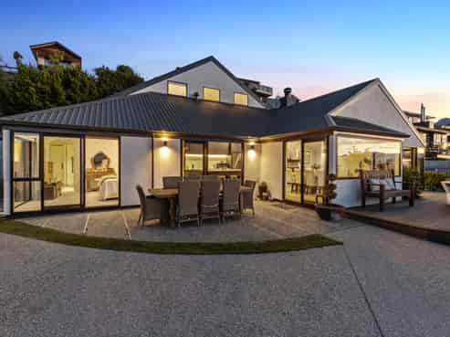 8 Elizabeth Place, Kelvin Heights