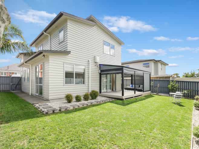 84A Oakdale Road, Hillsborough