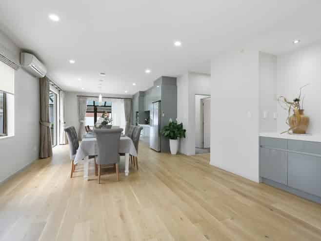 84A Oakdale Road, Hillsborough