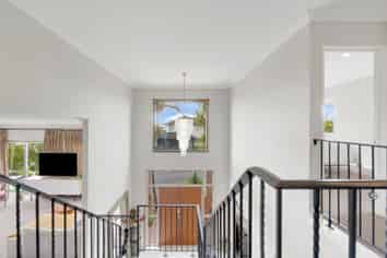 19 Gibbston Crescent, Flat Bush