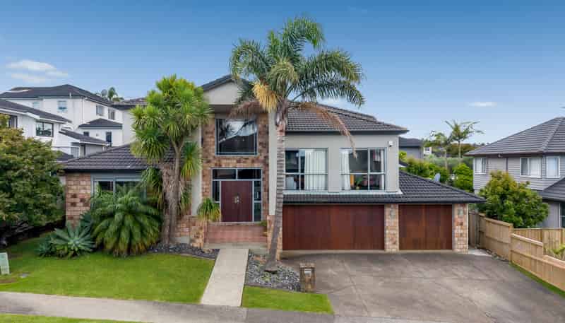 19 Gibbston Crescent, Flat Bush