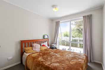 33a Antrim Crescent, Otara