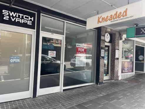 Prime Devon Street hill location