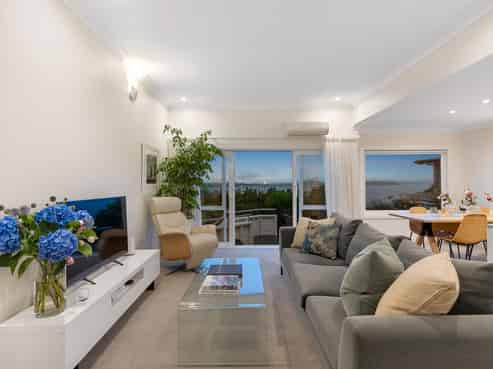 2/91 Princes Street, Northcote Point