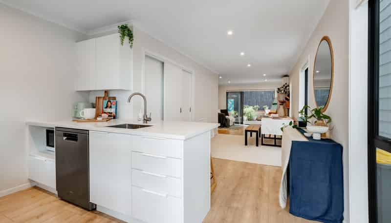 12 Mata Lane, Stanmore Bay