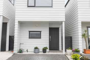 12 Mata Lane, Stanmore Bay