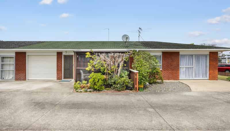 7 Hatton Road, Orewa