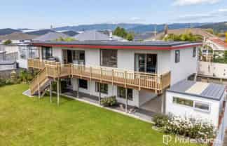 42 Tennyson Street, Trentham