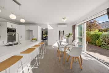 31 Willowview Dr, Redwood