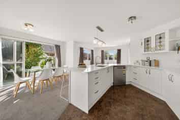 31 Willowview Dr, Redwood