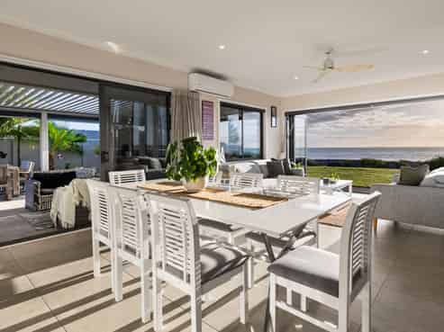 50 Ferguson Street North, Bay View