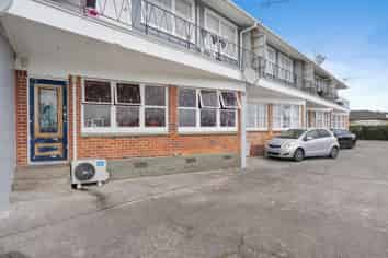 4/243A St George Street, Papatoetoe