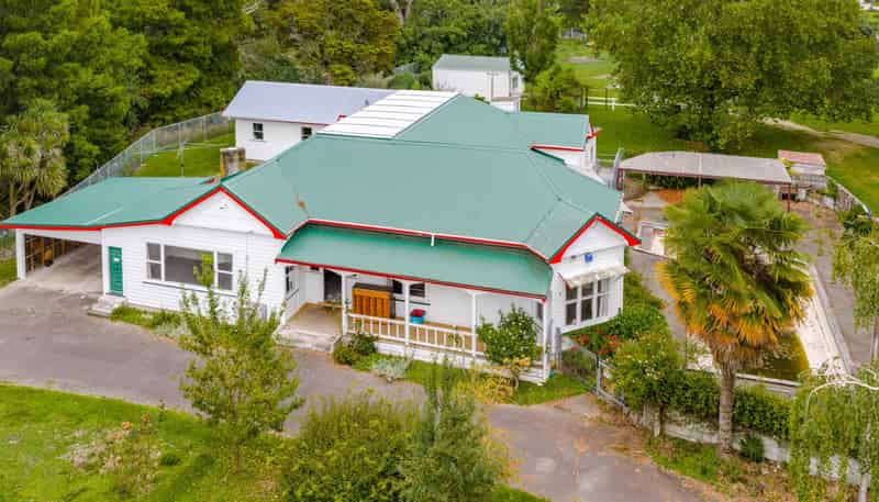 58, 58a 58b White Road, Otane