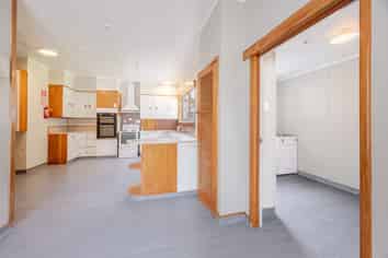 58, 58a 58b White Road, Otane