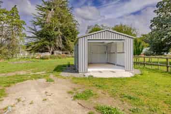 58, 58a 58b White Road, Otane