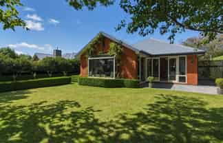 27 Othello Drive, ROLLESTON