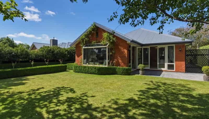 27 Othello Drive, ROLLESTON