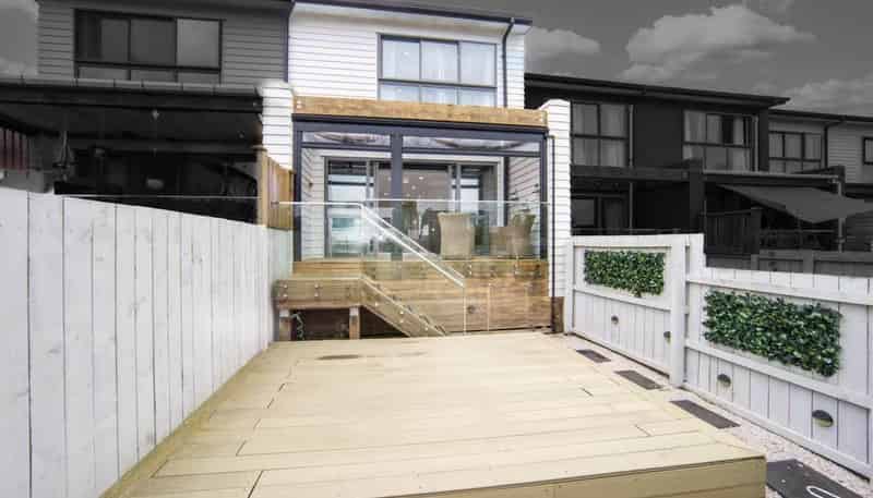 4 Rengarenga Rise, Albany