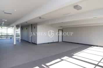 GROUND FLOOR PENROSE OFFICE WITH 8 PARKS