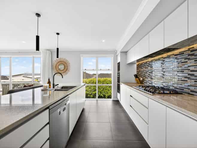 27 Pioneer Rise, Millwater