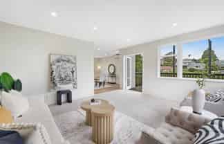 14 Lysander Crescent, Beach Haven