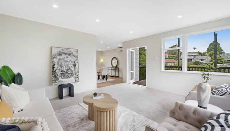 14 Lysander Crescent, Beach Haven