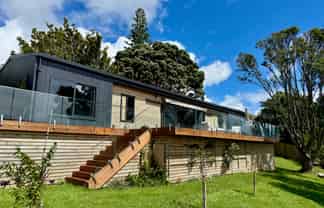 67 Government Road, Raglan