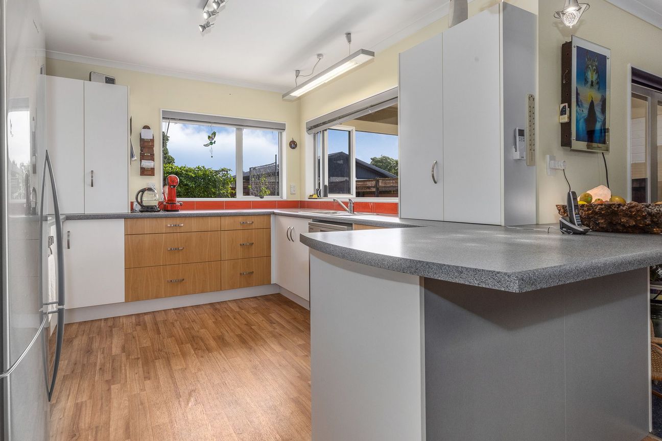 Low Maintenance and Spacious - Vista 3