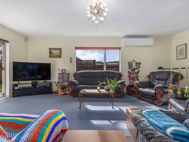 2 Fuller Close, LEVIN