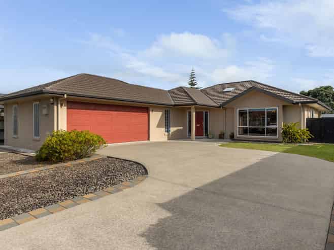 2 Fuller Close, LEVIN